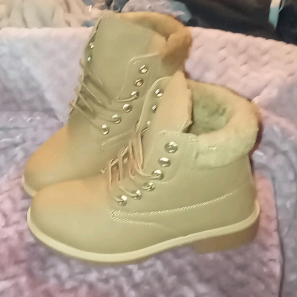UGG brand new!